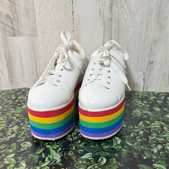 Hot Topic White Platform Shoes with Rainbow Stripes - Picture 8 of 10
